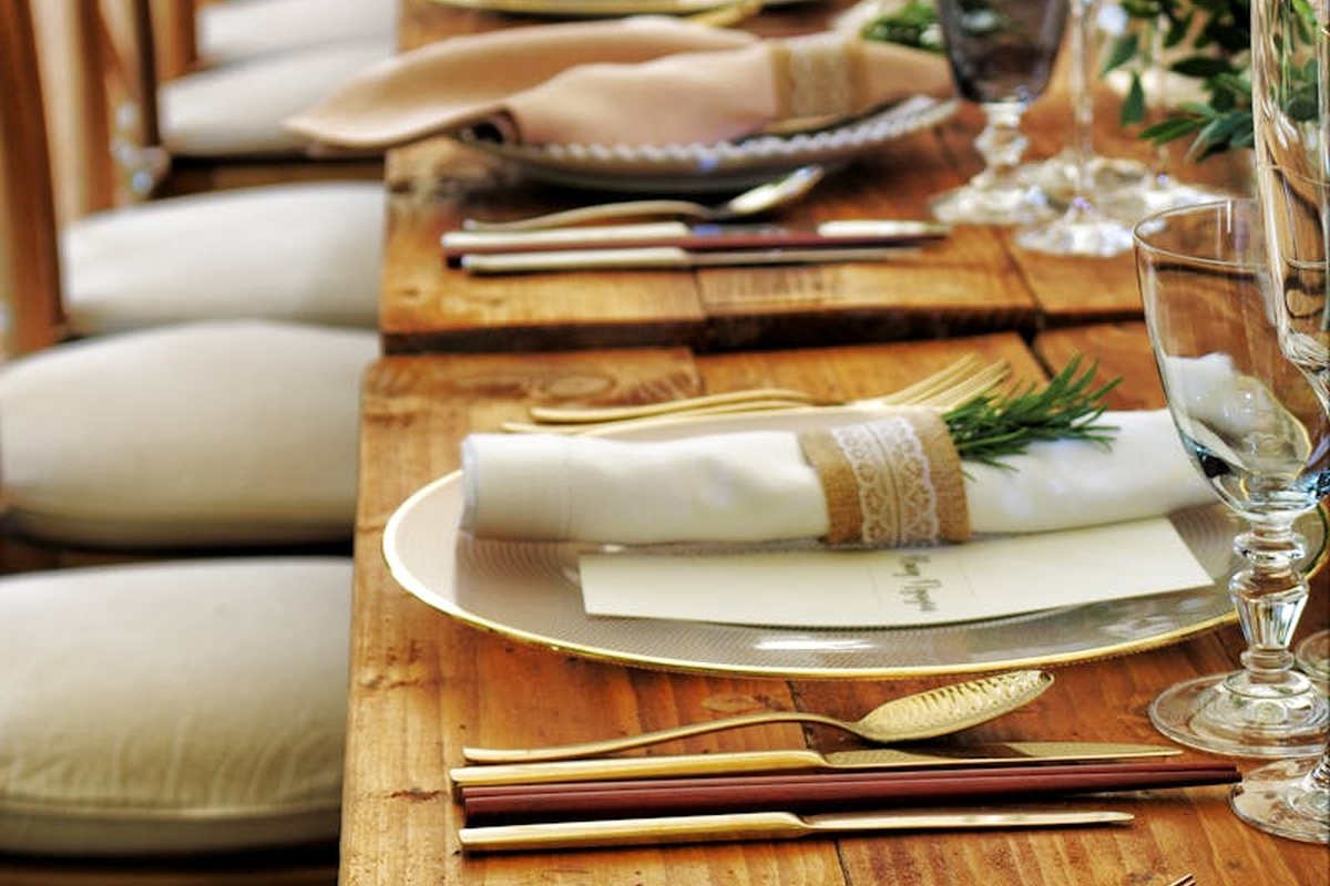Tavolo da Pranzo in Legno Massello